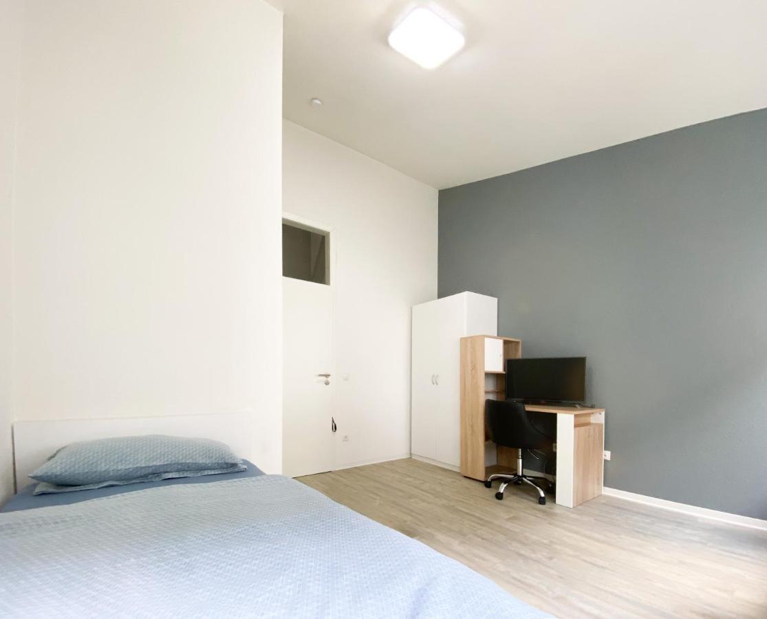 Traumhaftes Privatzimmer In Karlsruhe Ngoại thất bức ảnh