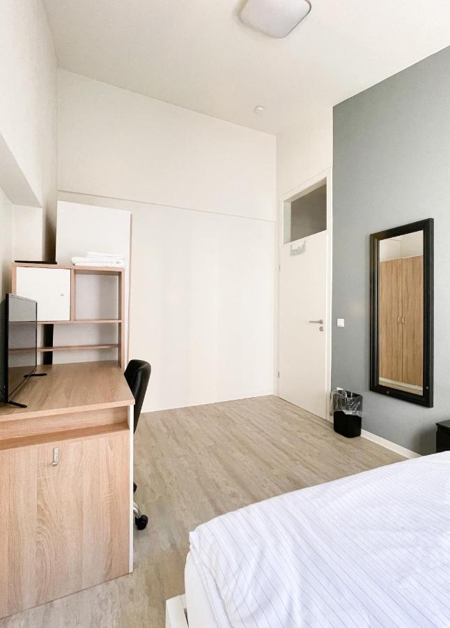 Traumhaftes Privatzimmer In Karlsruhe Ngoại thất bức ảnh