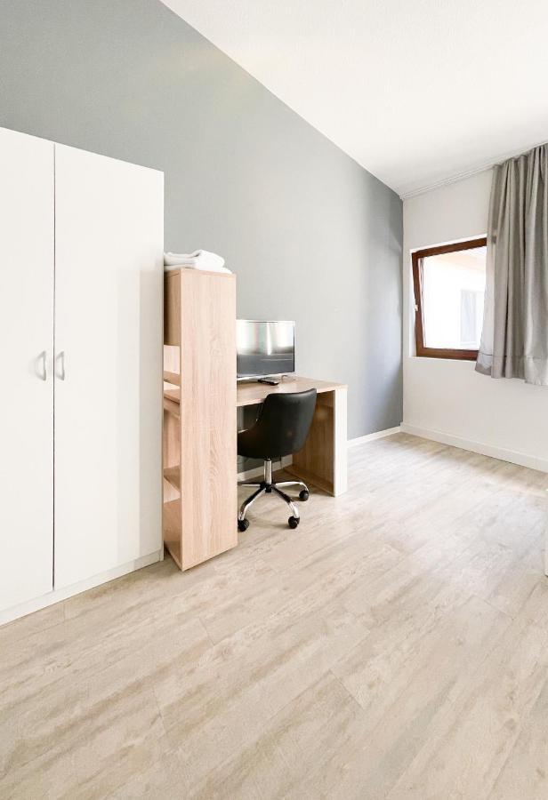 Traumhaftes Privatzimmer In Karlsruhe Ngoại thất bức ảnh